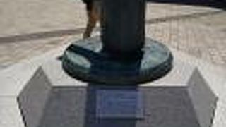 とても大きな像です