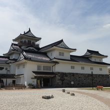 郷土博物館＝富山城