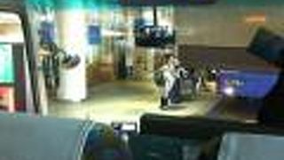 ブラウン管テレビ搭載でリムジン感がない。。