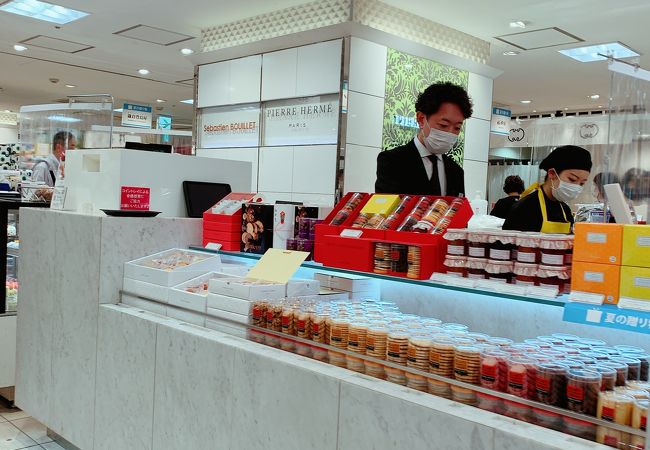 ピエール エルメ パリ 西武池袋店 クチコミ アクセス 営業時間 池袋 フォートラベル