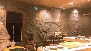 おっ！やっす～と引き込まれて