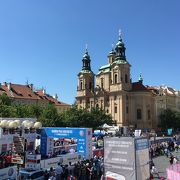 旧市街、プラハ観光の中心にある広場