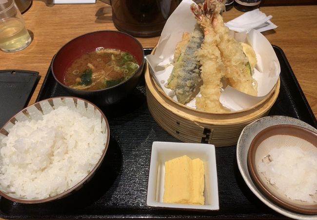 やっぱりココの米油で揚げた天ぷらはどこよりも美味しい!