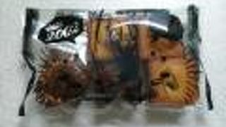 一口サイズのフィナンシェをいただきました☆