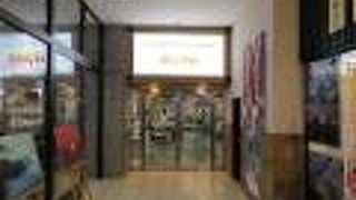 JR駅・電鉄駅間の移動に便利