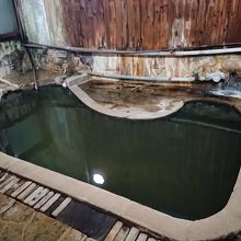 高友旅館の黒湯