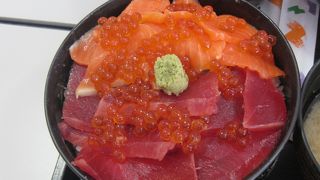 朝早くから開いている