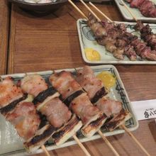 串焼きがメインです