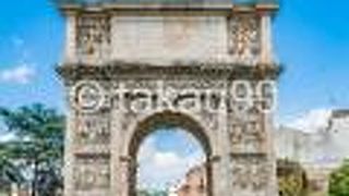 周りが広場になっていて、写真が撮りやすいのがイイです。