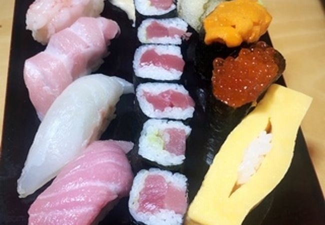 気さくな街のお寿司屋さん