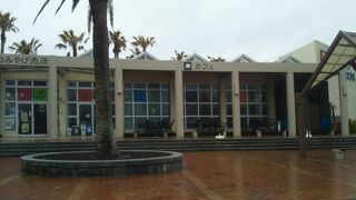 ハワイのような南国の雰囲気の道の駅