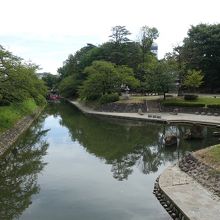 七十二峰橋の上から