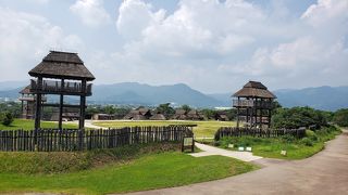 遺構としては空前絶後の規模