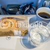 フランクフルト＝バーリ　エコノミー　軽食の機内食がありました。