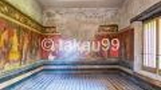 ここは遺跡内の他の見どころから少し離れています。その分観光客が少ないのでゆっくり見学出来ました。