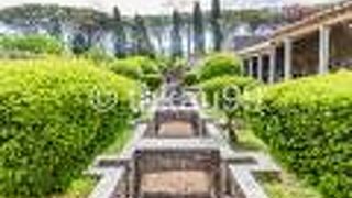 中庭がステキな感じがでした。