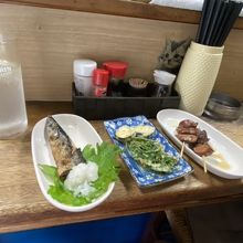 お通し（さんま、天ぷら、焼鳥）