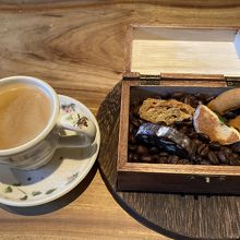 パスタコースの本日のお菓子(イタリア各地のビスケット)