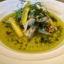 キビナゴのカルピオーネ(アラカルトメニューから)