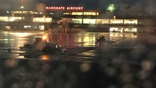 こじんまりとした函館空港