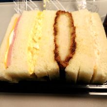 ワゴン販売のミックスサンド６００円