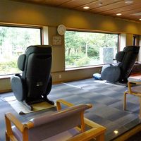 大浴前の休憩室