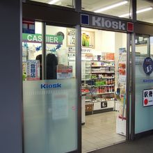 在来線側の入り口