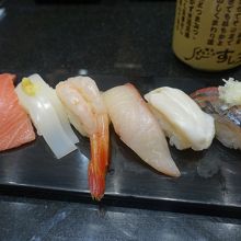 朝とれ地物盛り11貫