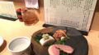 酒肴と日本酒。〆は3色そば