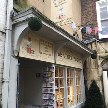 220x220_17484395.jpg?