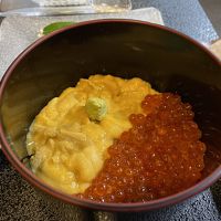 朝食のウニいくら丼