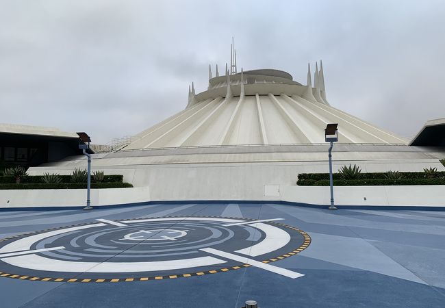 米ディズニーランド「Hyperspace Mountain」期間限定で復活