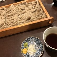 新潟名物布のり蕎麦とおいしい酒菜 きなせや. 飯田橋総本店