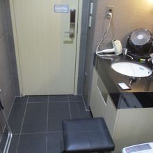 羽田空港国際線 ANAラウンジ (110番ゲート付近)