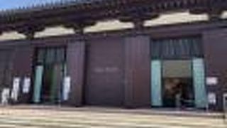 阿修羅像の表情を見て