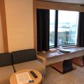 琵琶湖半の高層ホテル