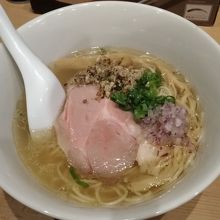 鯛塩ラーメン