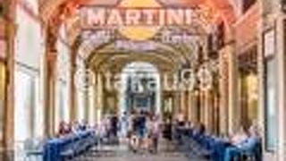 歩いているだけで楽しくなります。