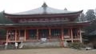 堂々とした造りのお堂