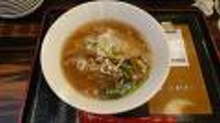 醬油ラーメンをいただきました