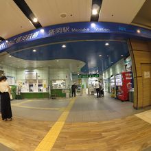 盛岡駅はＪＲ駅の北側に専用の改札口がある。