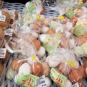 買い物や食事が楽しめる道の駅