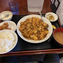 麻婆豆腐定食です