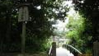 小さな神社でした