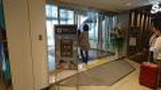 離発着する飛行機を間近で見れます