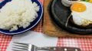 鉄板で最後までアツアツ