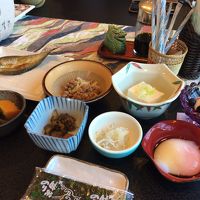 朝は舟納豆が付いています。