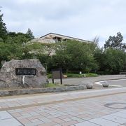 市内中心部の公園にしてはけっこう広い面積