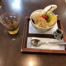わらび餅パフェ！