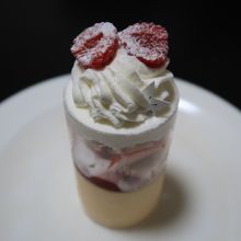 シェフの気まぐれケーキ　